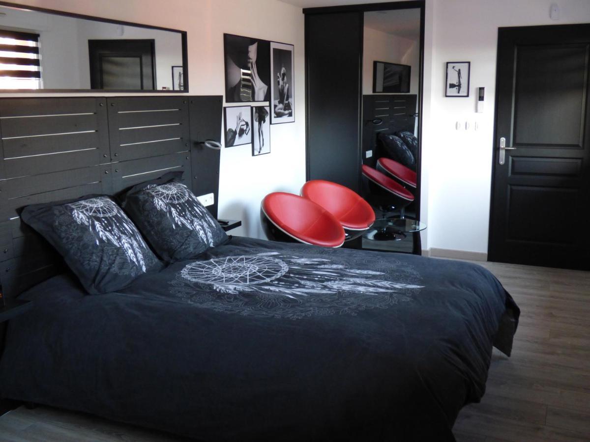 Bed and Breakfast La Colline Aux Yeux Doubs Baume-les-Dames Exterior foto