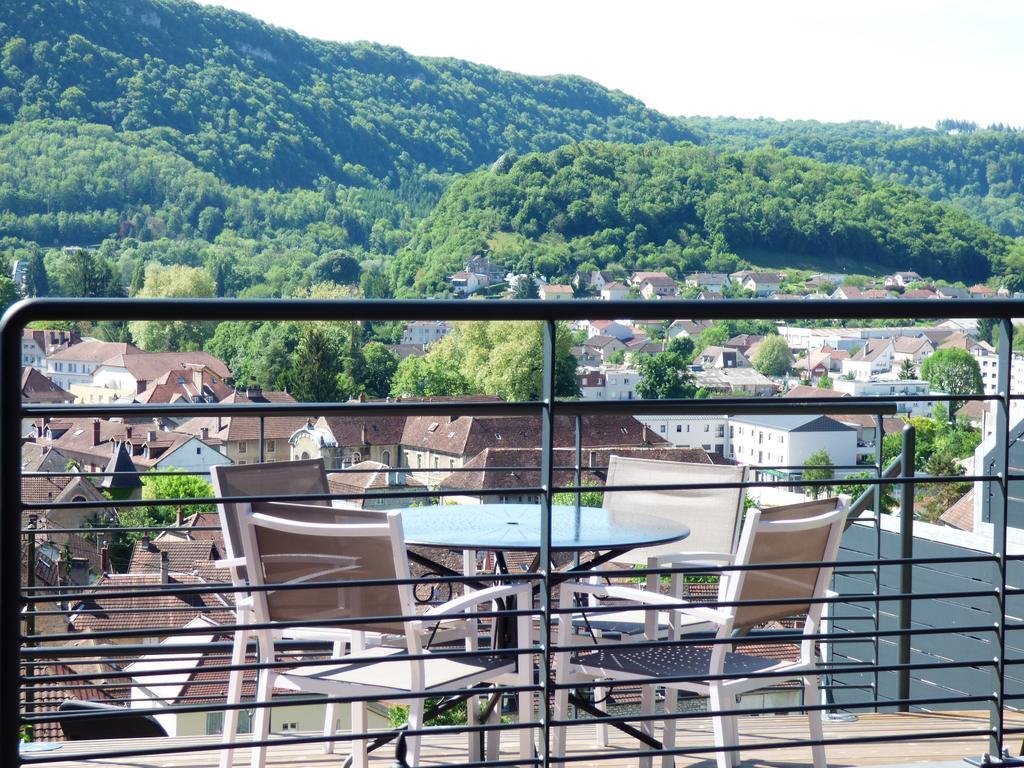 Bed and Breakfast La Colline Aux Yeux Doubs Baume-les-Dames Exterior foto